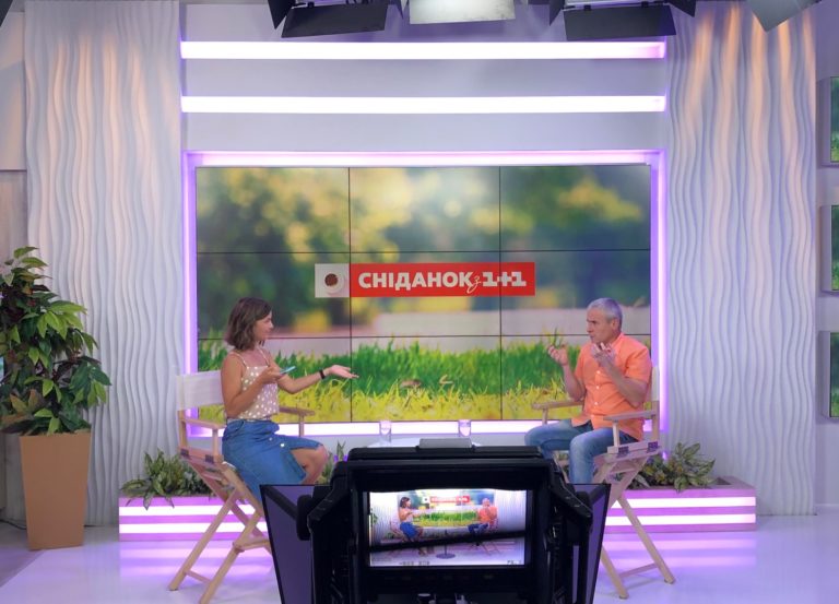 Як у студії «Сніданку після Сніданку» свинку Піггі шукали