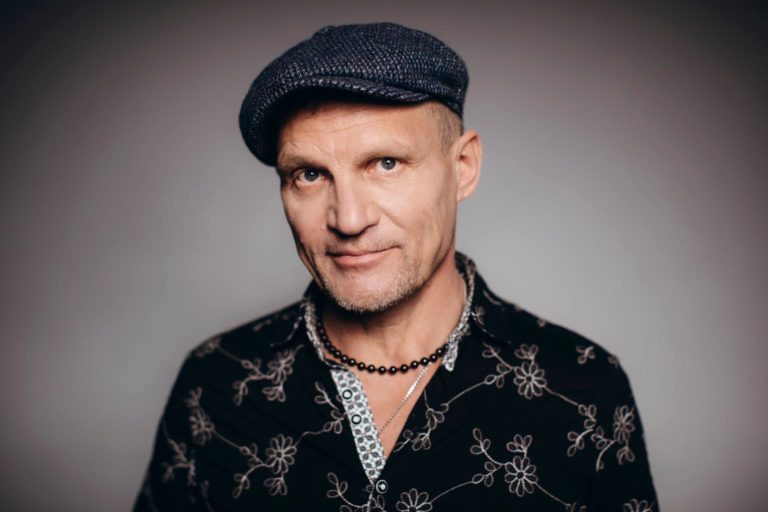 Героєм нового випуску «Сніданку після Сніданку» стане фронтмен гурту «Воплі Відоплясова» Олег Скрипка