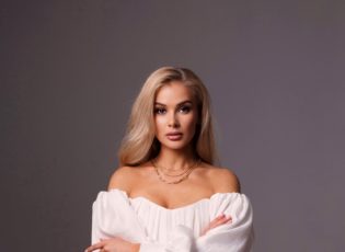 Ідейні партнери #забутипровік закликають позбавити росію ліцензії на участь у конкурсах краси